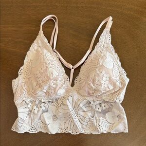 Aerie Lace Bralette in Cream